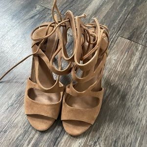 tahari strappy heels
